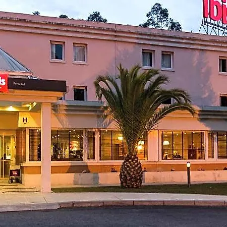 Ibis Porto Sul Europarque Hotel